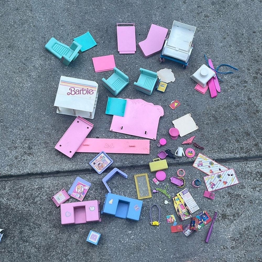 Barbie pieces